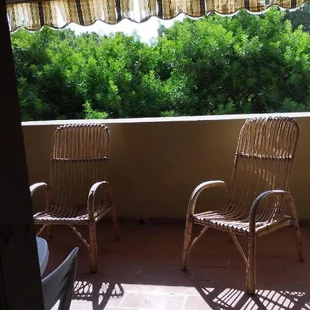 Cettina 2 Mt 50 Dal Mare Tatil Evi *